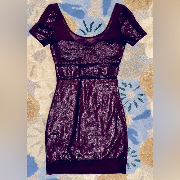 NWT BCBGMaxAzria Short Sleeve Barlow Micro Sequin Illusion Mini Dress Mullberry - Picture 3 of 11